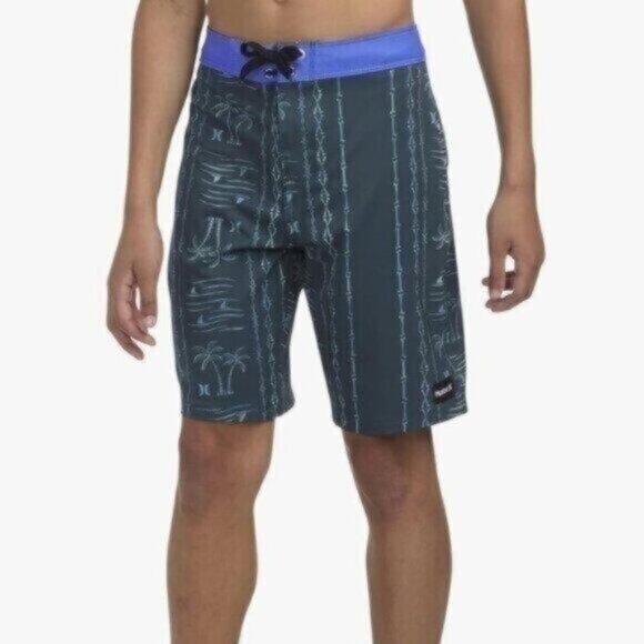 BUNDLE of 4! New Hurley Board Shorts Volcom Swim trunks Quicksilver Boys sz 14 - Picture 7 of 16